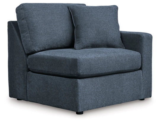 ModMax Corner Chair (38 in) RAF