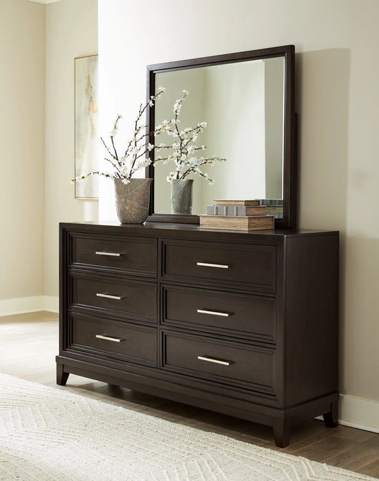 Neymorton 4 pc Queen Bedroom Set