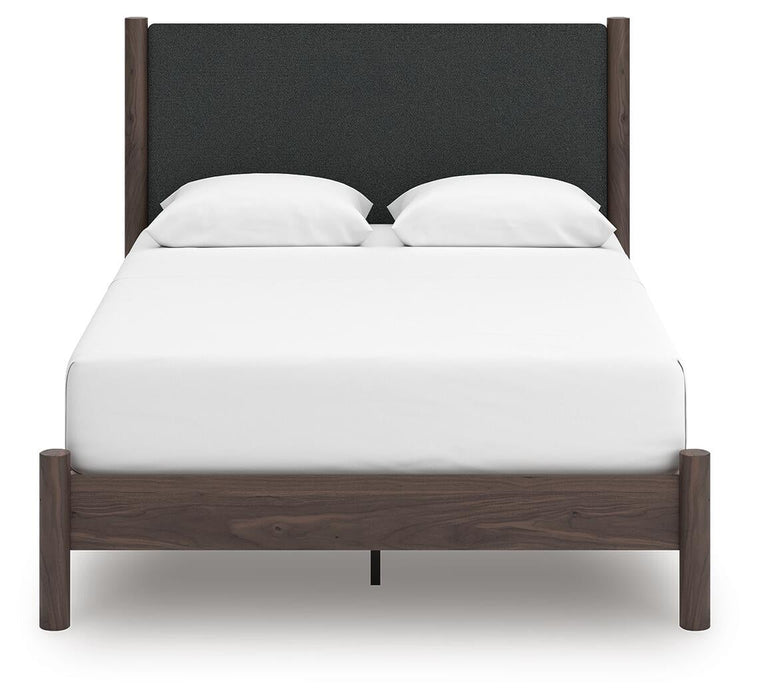 Pamytta Queen Upholstered Panel Platform Bed, Dresser and Mirror